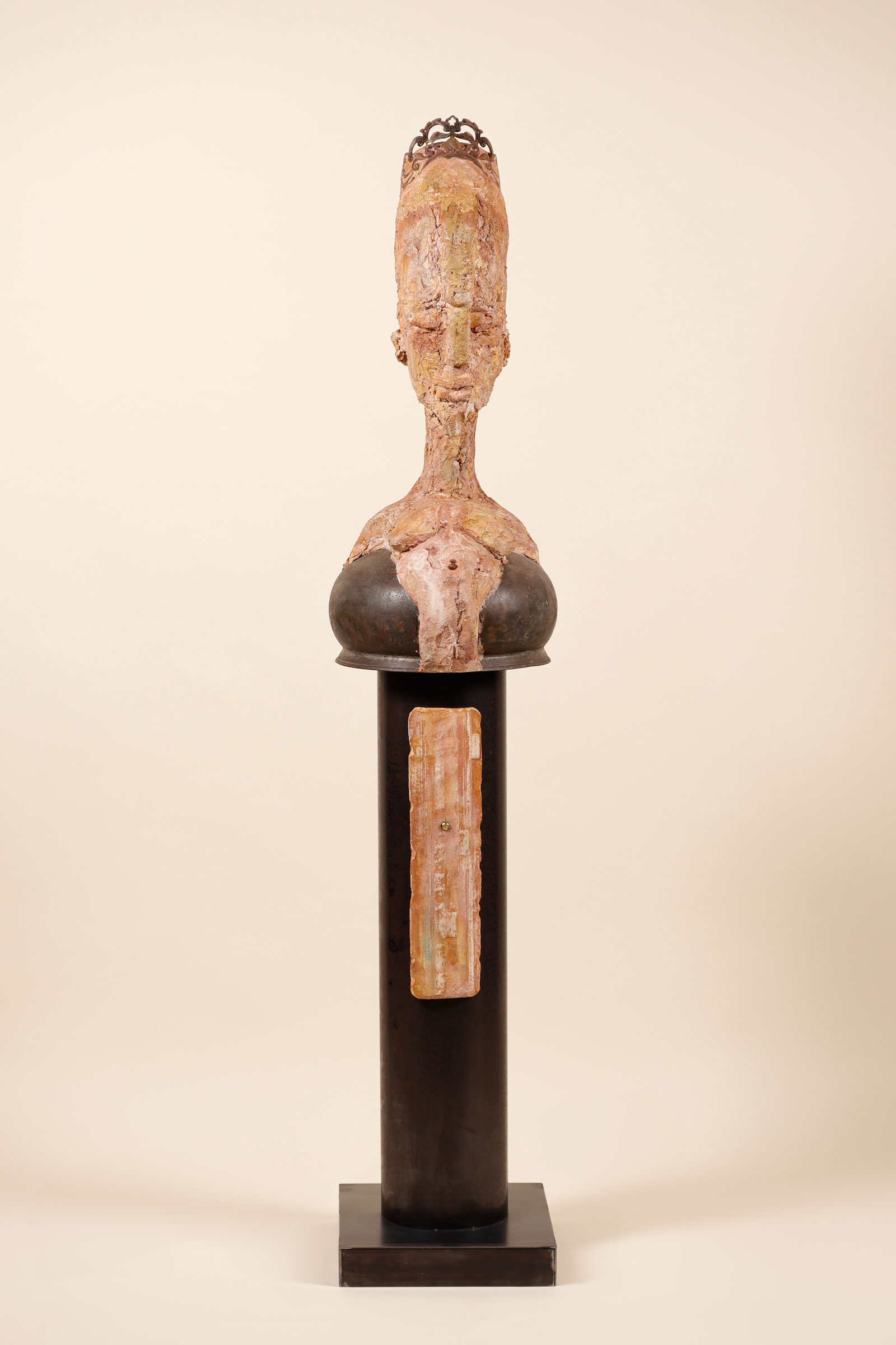 Menschliche Lebensform, Beton / Stahl, H 150 cm
